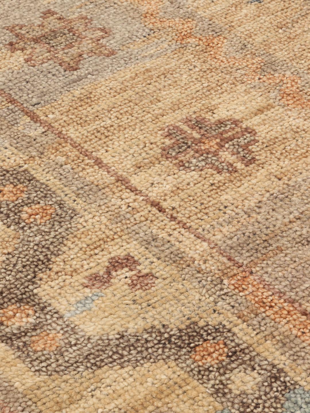 Handgeknoopt Usak Indo tapijt uit India in beige en gedempte blauwtinten