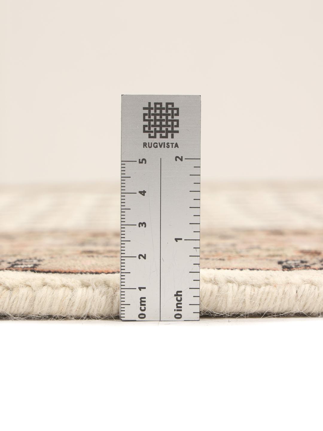 Tapis Mir Indo noué à la main en provenance d'Inde dans des tons beige et marron