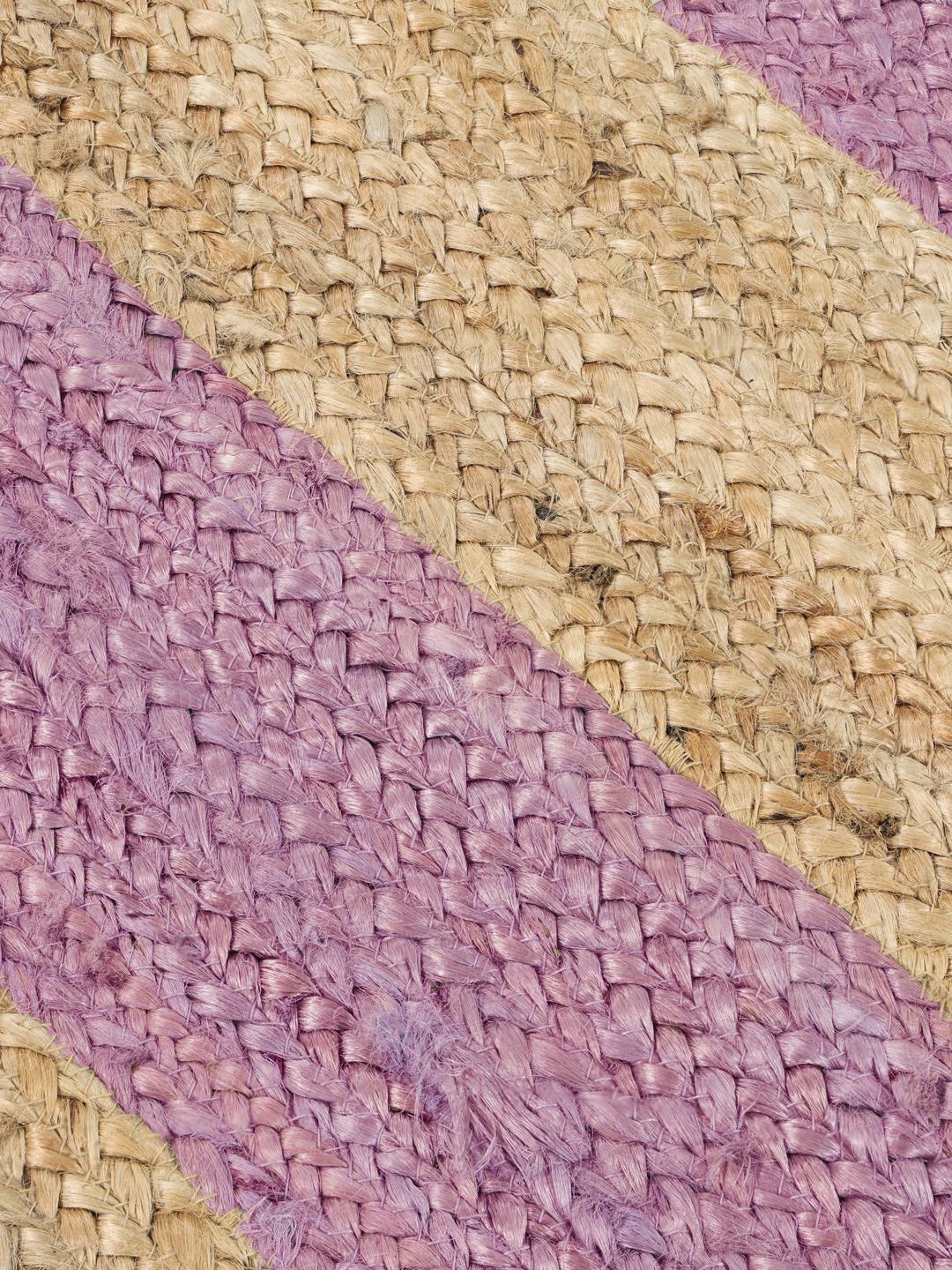 Handgeweven paars en beige vloerkleed van jute