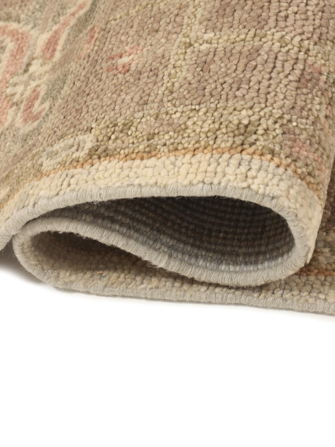 
    Usak Indisk - Orange / Beige - 238 x 303 cm
  