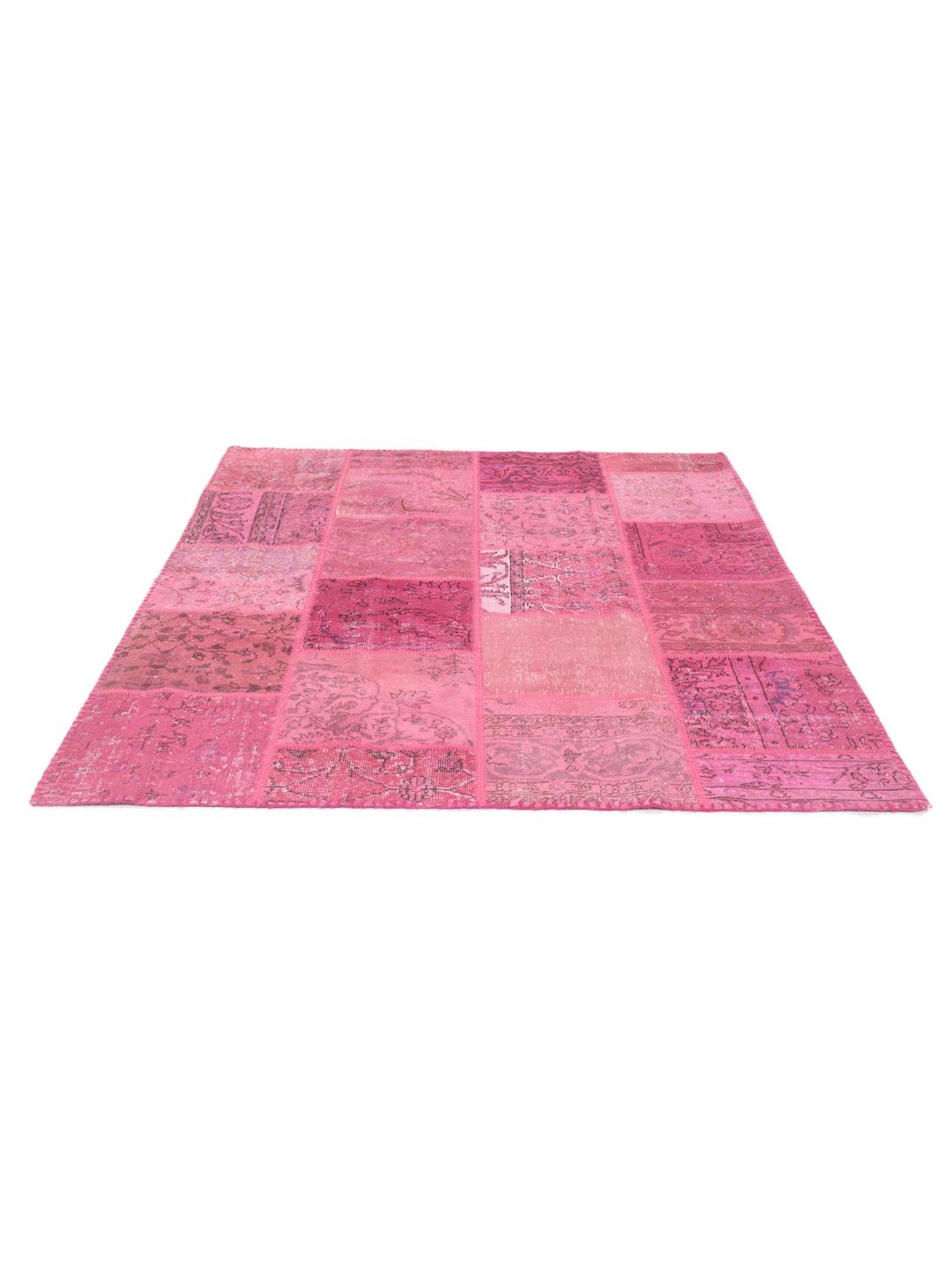 Håndknyttet rosa patchwork-teppe fra Tyrkia