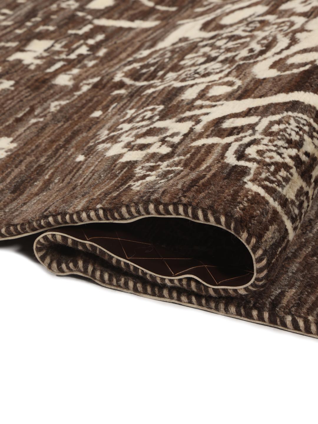 Hand-knotted brown Gabbeh Fine rug from the Middle East with floral patterns