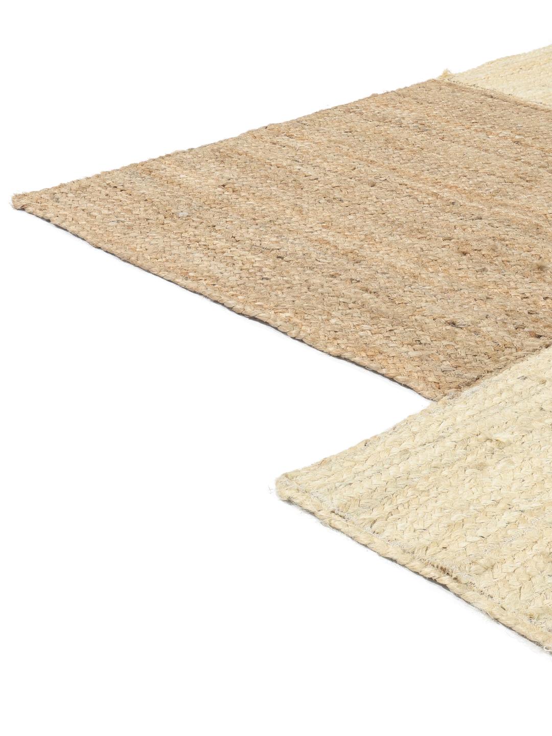Handgemaakte beige deurmat met gevlochten jutepanelen
