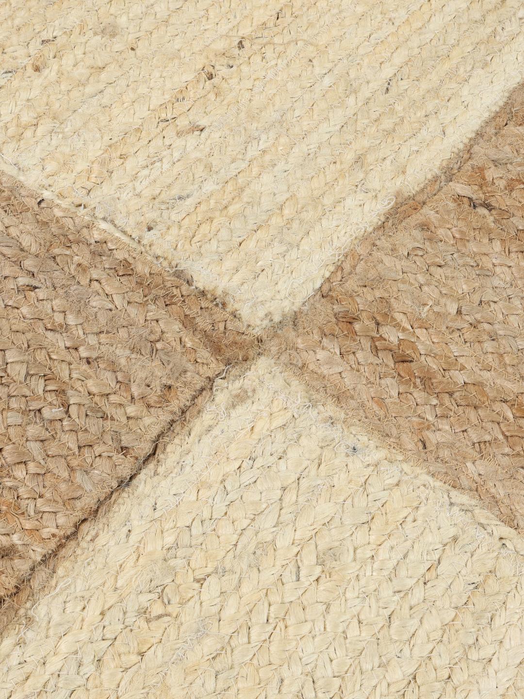Handgemaakte beige deurmat met gevlochten jutepanelen