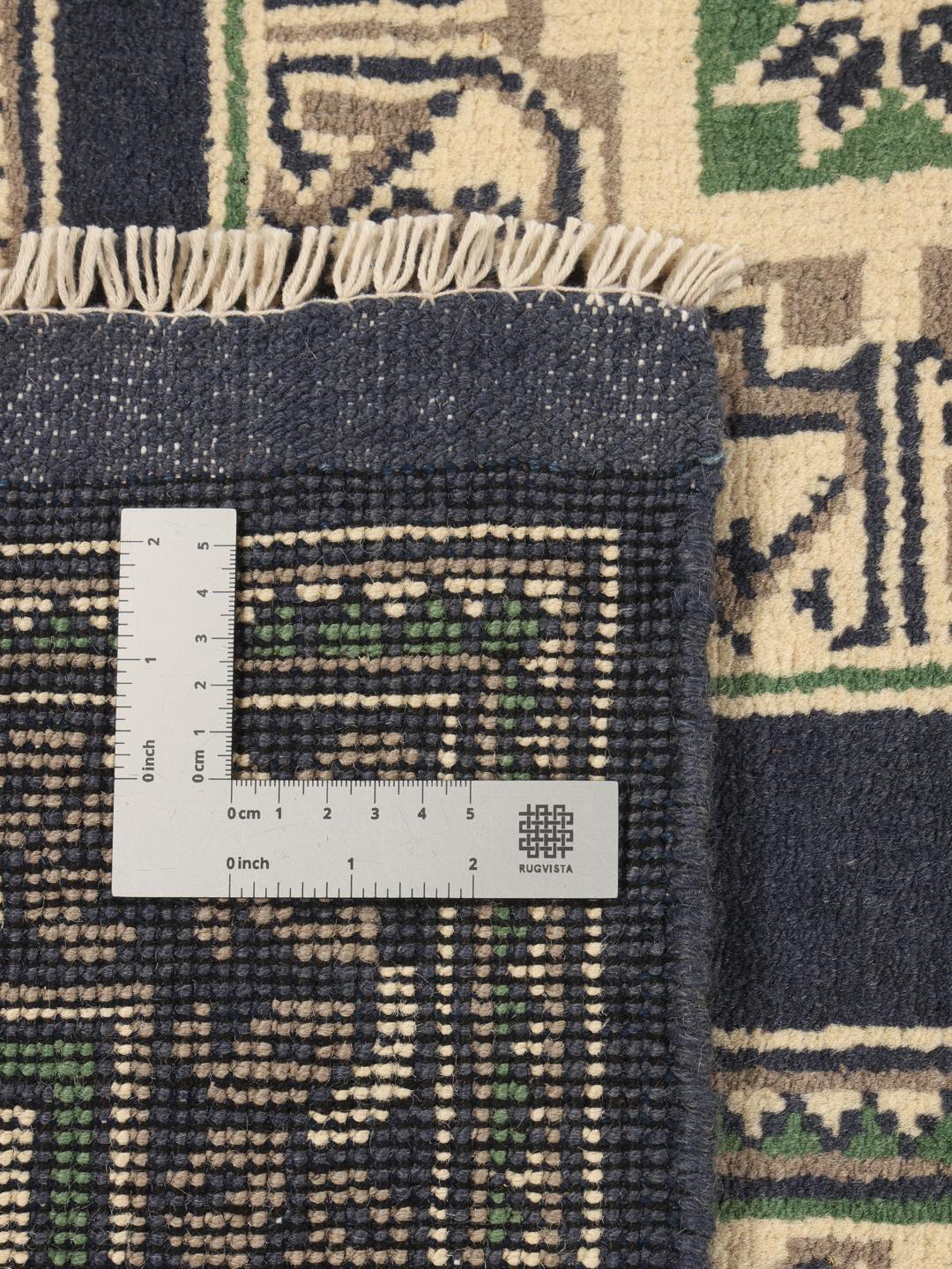 Tapis Afghan Akhche noué à la main avec des motifs géométriques en bleu foncé et vert