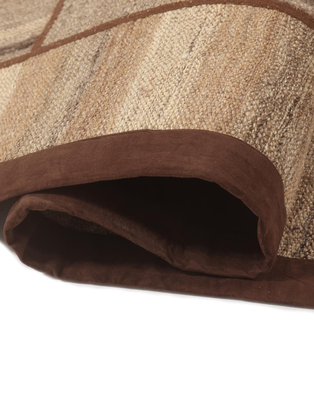 Tapis patchwork du Moyen-Orient tissé à la main dans des tons beige et marron