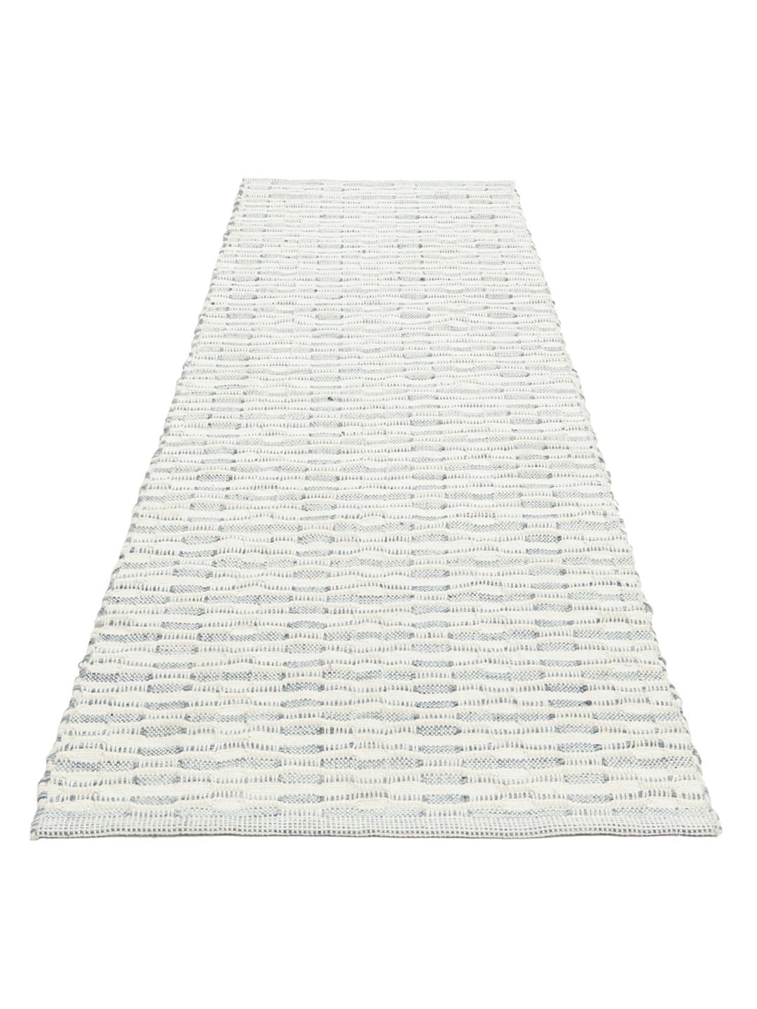Tapis de couloir tissé bleu et blanc