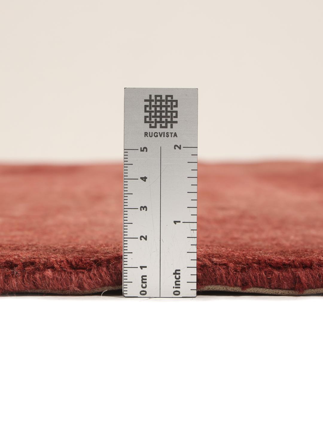 Tapis Gabbeh Fine rouge noué à la main provenant du Moyen-Orient