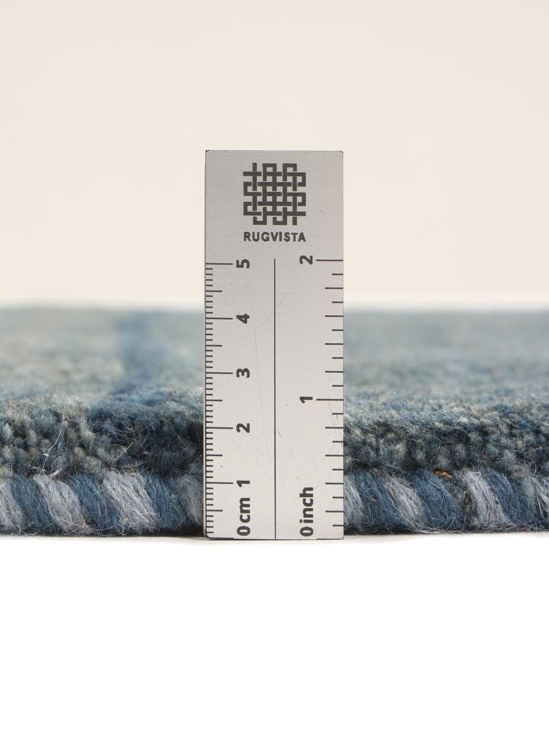 Håndknyttet blå løber fra Mellemøsten med et minimalistisk design