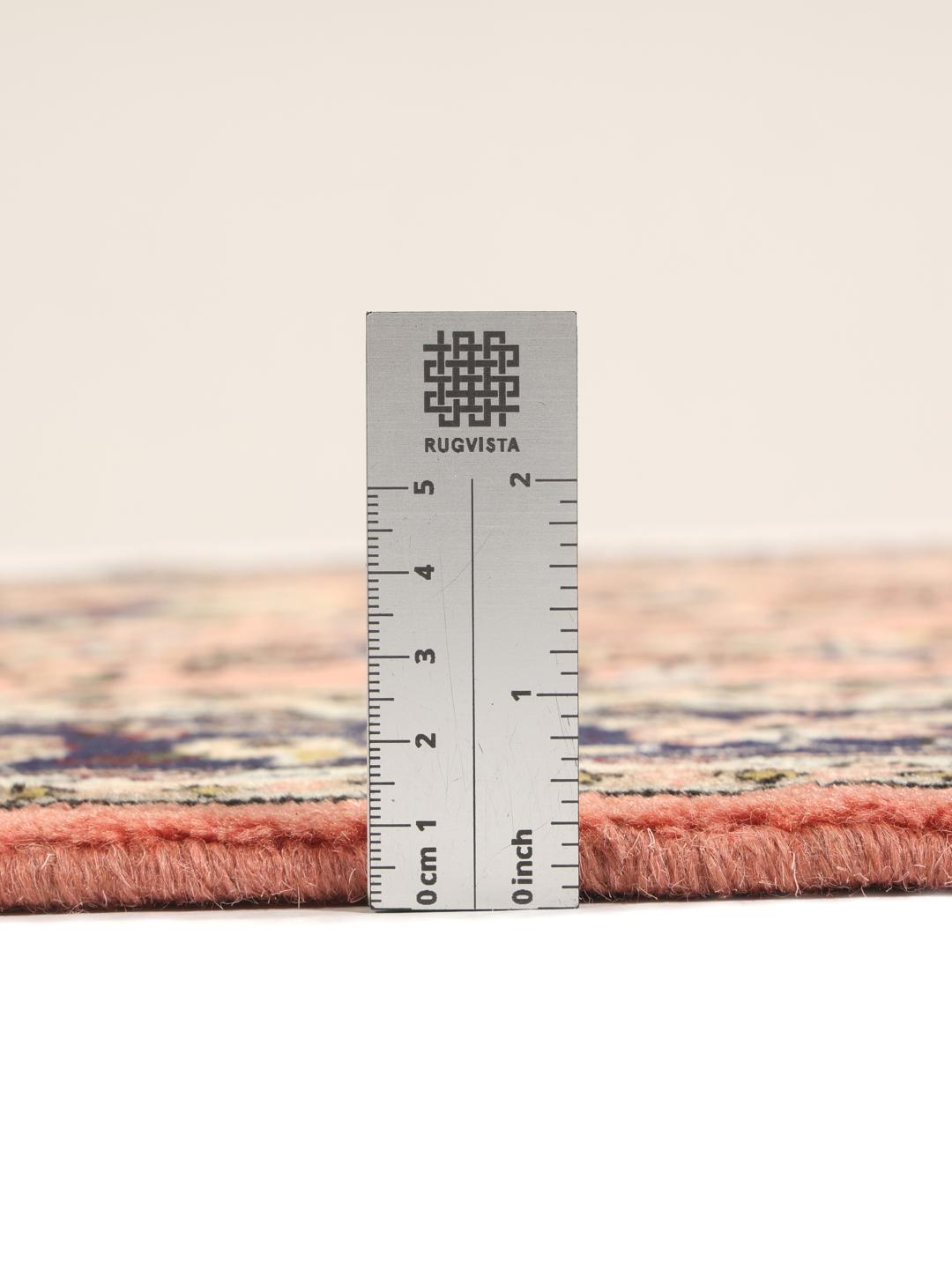 Tapis fait main Mehraban du Moyen-Orient en rose et bleu foncé