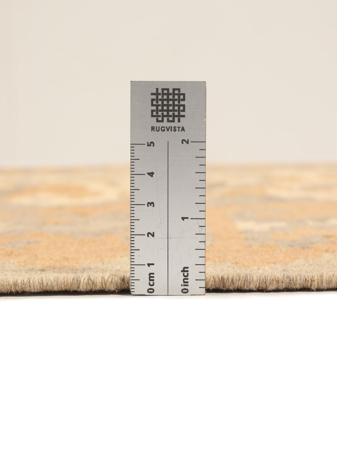 Tappeto Kelim Ghashghai tessuto a mano proveniente dal Medio Oriente in tonalità beige