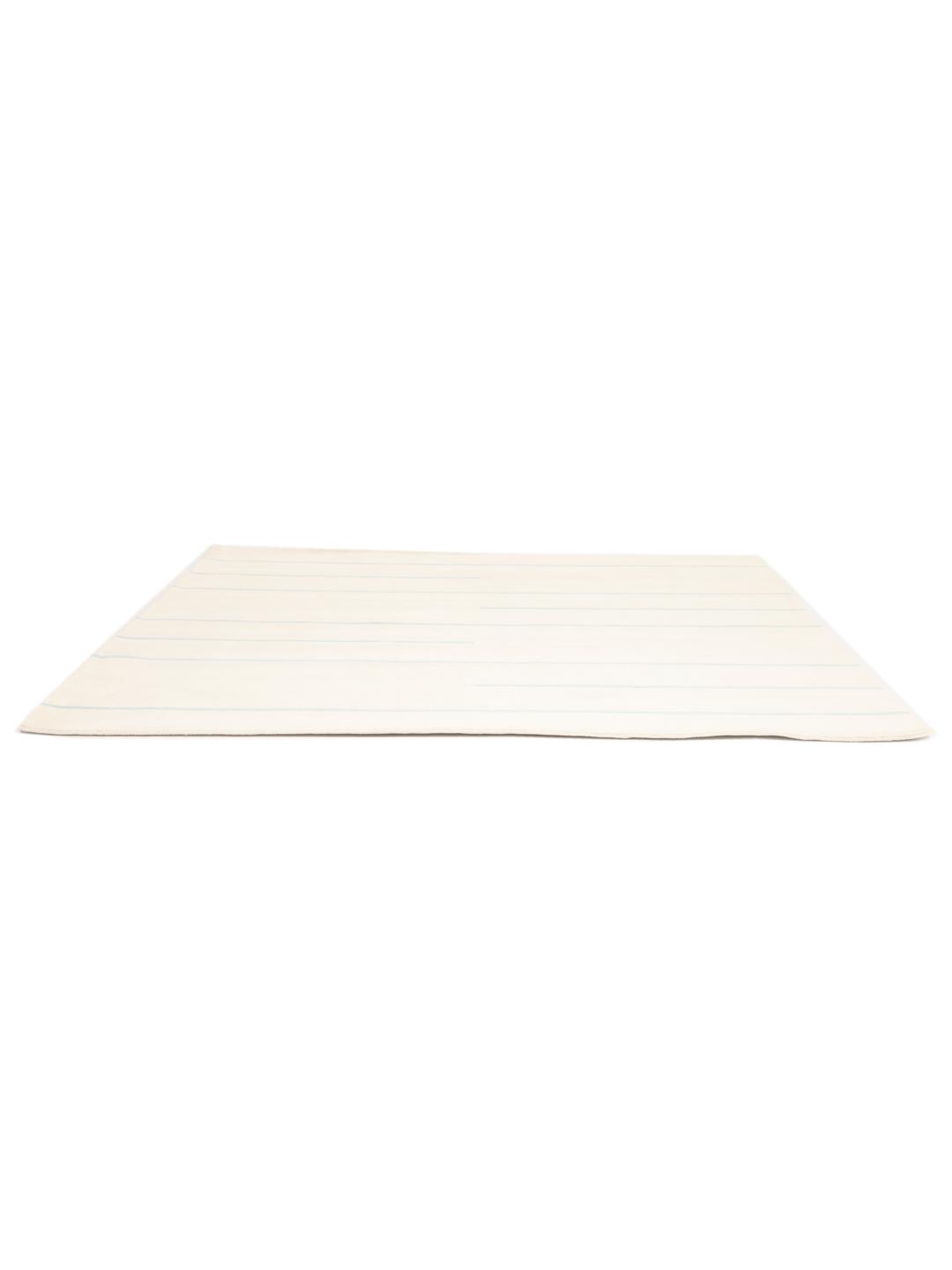 Handloom Pattern vloerkleed uit India in beige en lichtblauw