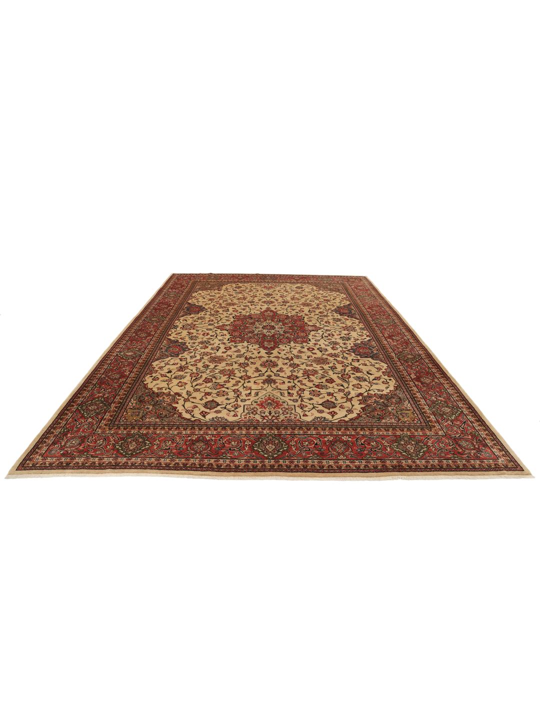 Hand-knotted Sarough rug with floral medallion in beige and red from the Middle East
