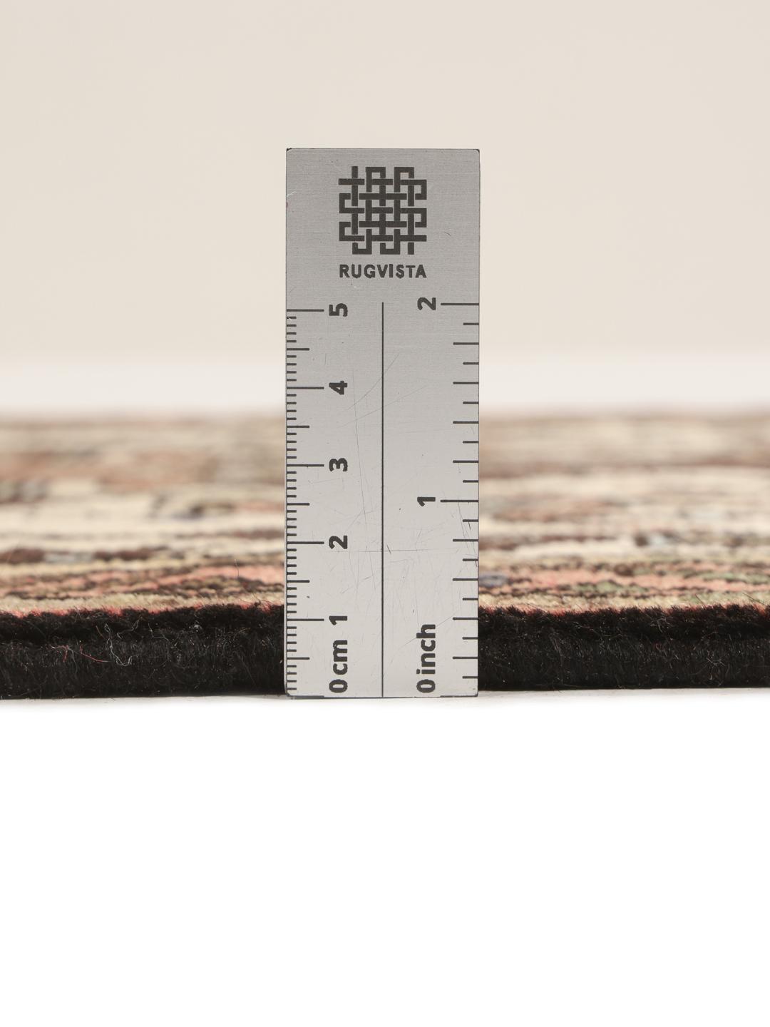 Handgeknoopte loper uit het Midden-Oosten met geometrische motieven in beige en donkerrode tinten