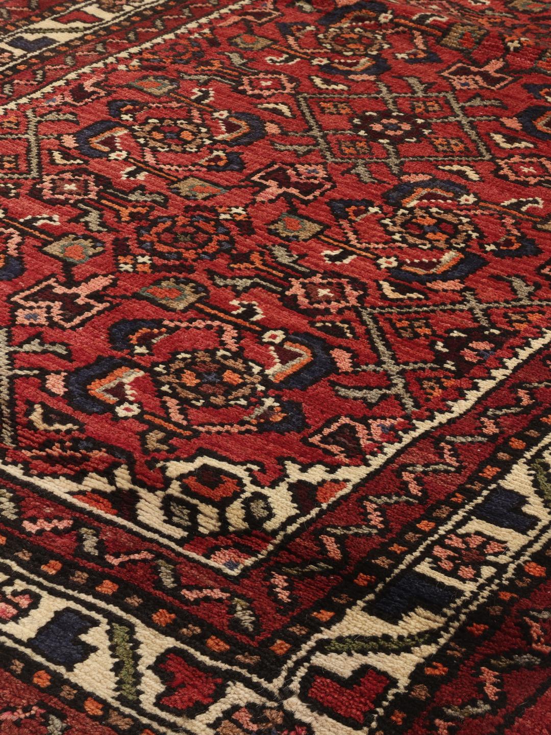 Handgeknoopte Hosseinabad wollen loper uit het Midden-Oosten in rood