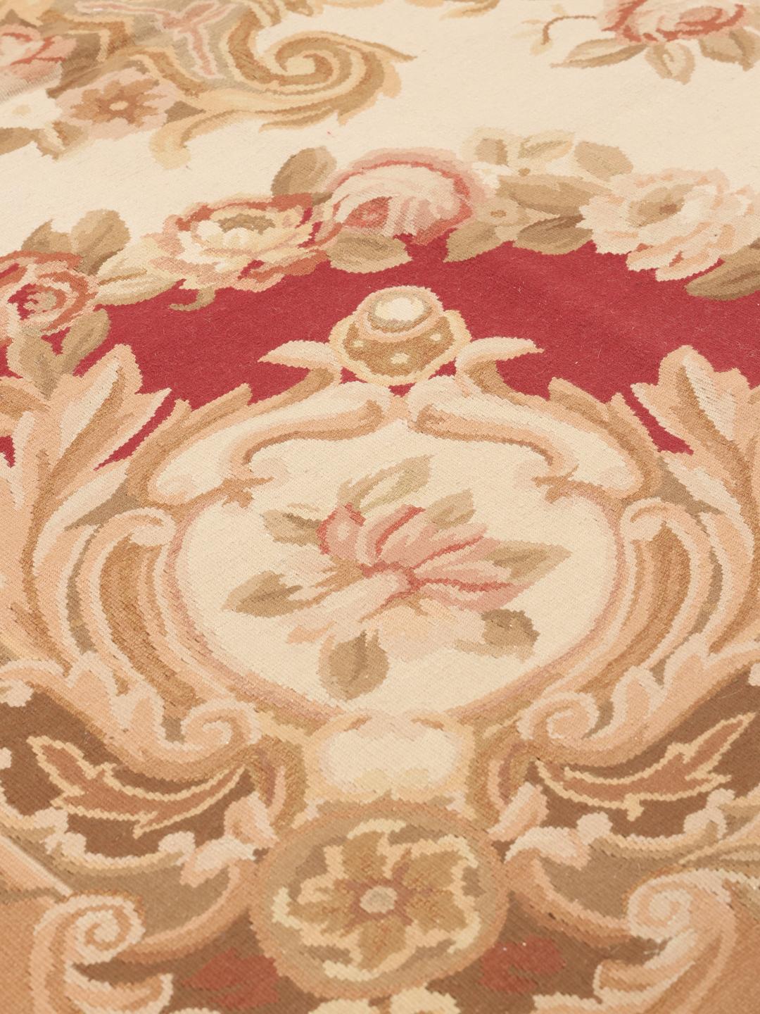 Handgeweven bloemrijk tapijt in Aubusson-stijl met rode en crèmetinten uit China