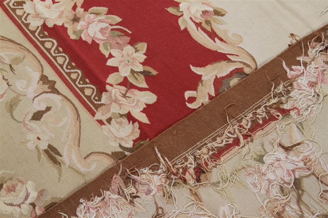 Håndvævet Aubusson-stil kelim-tæppe fra Kina i røde og beige nuancer