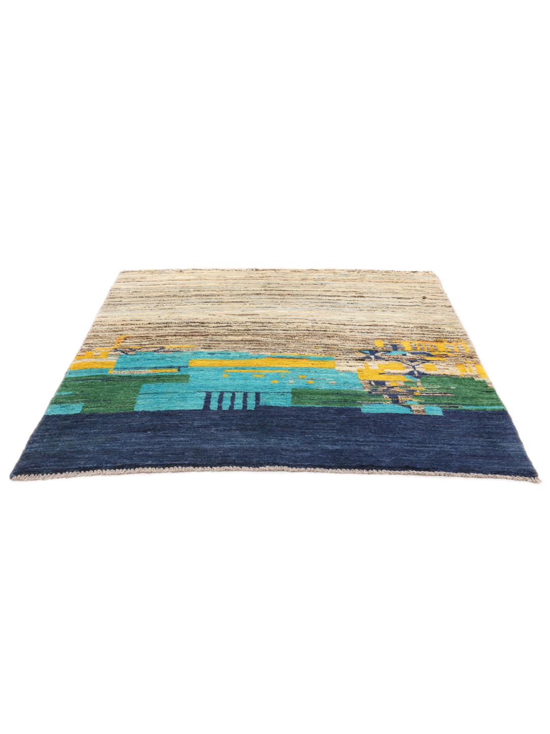 Tapis afghan noué à la main avec un design multicolore vibrant et artistique