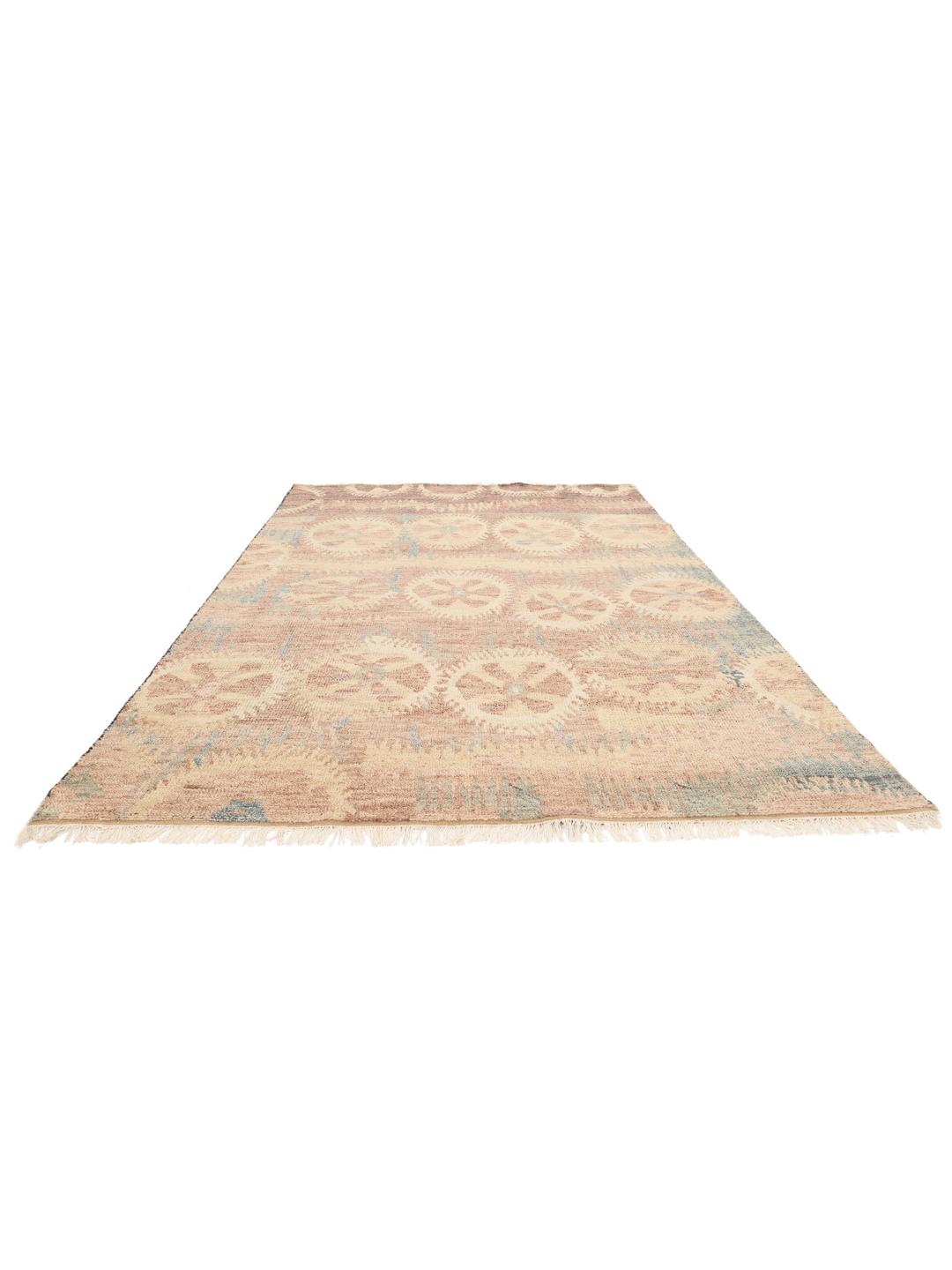 Handgemaakt Usak-tapijt uit India met een veelkleurig, op bloemen geïnspireerd ontwerp