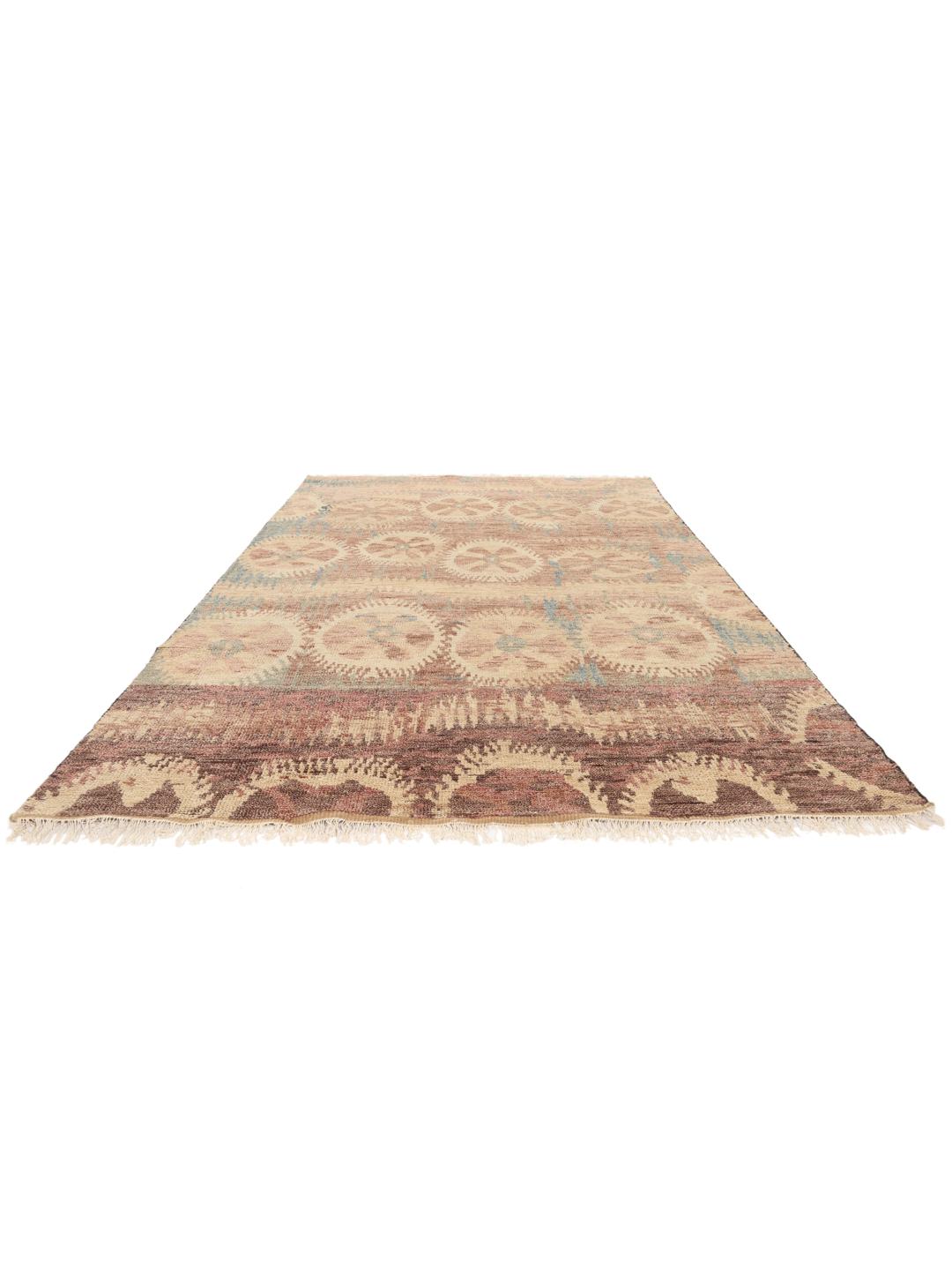 Handgemaakt Usak-tapijt uit India met een veelkleurig, op bloemen geïnspireerd ontwerp