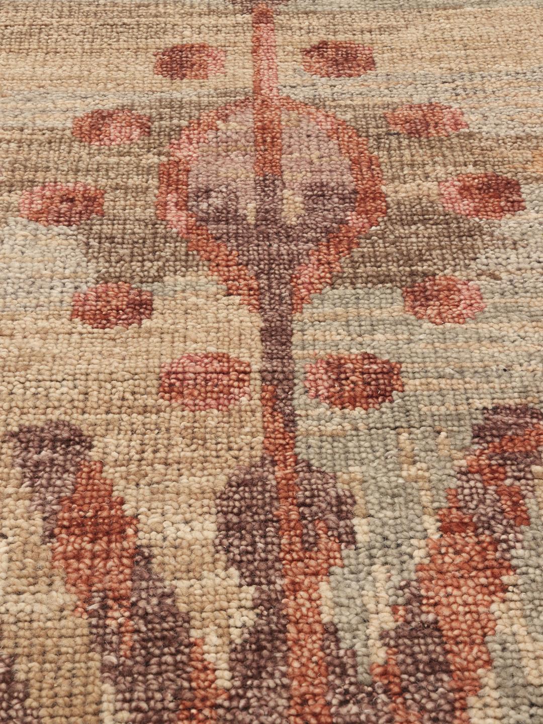 Tapis de couloir en laine Usak Indo fait main, multicolore avec un motif artistique.