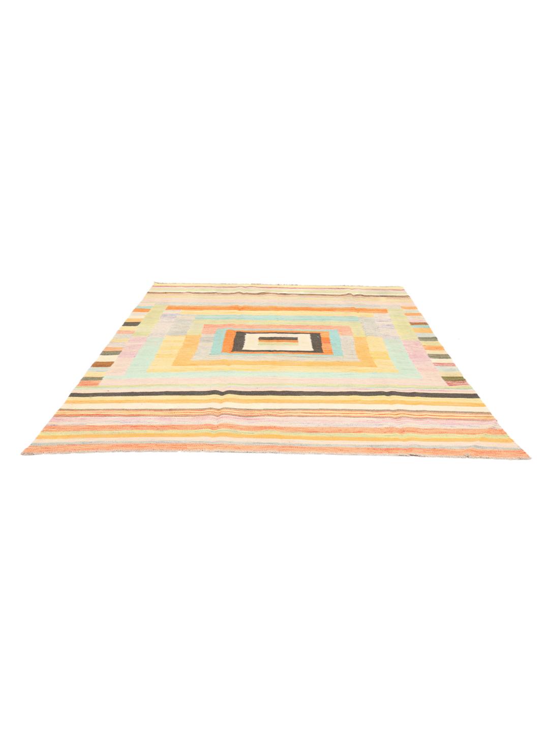 Et stort, rektangulært Kilim Modern-tæppe med et levende, flerfarvet geometrisk design, håndvævet i Afghanistan.