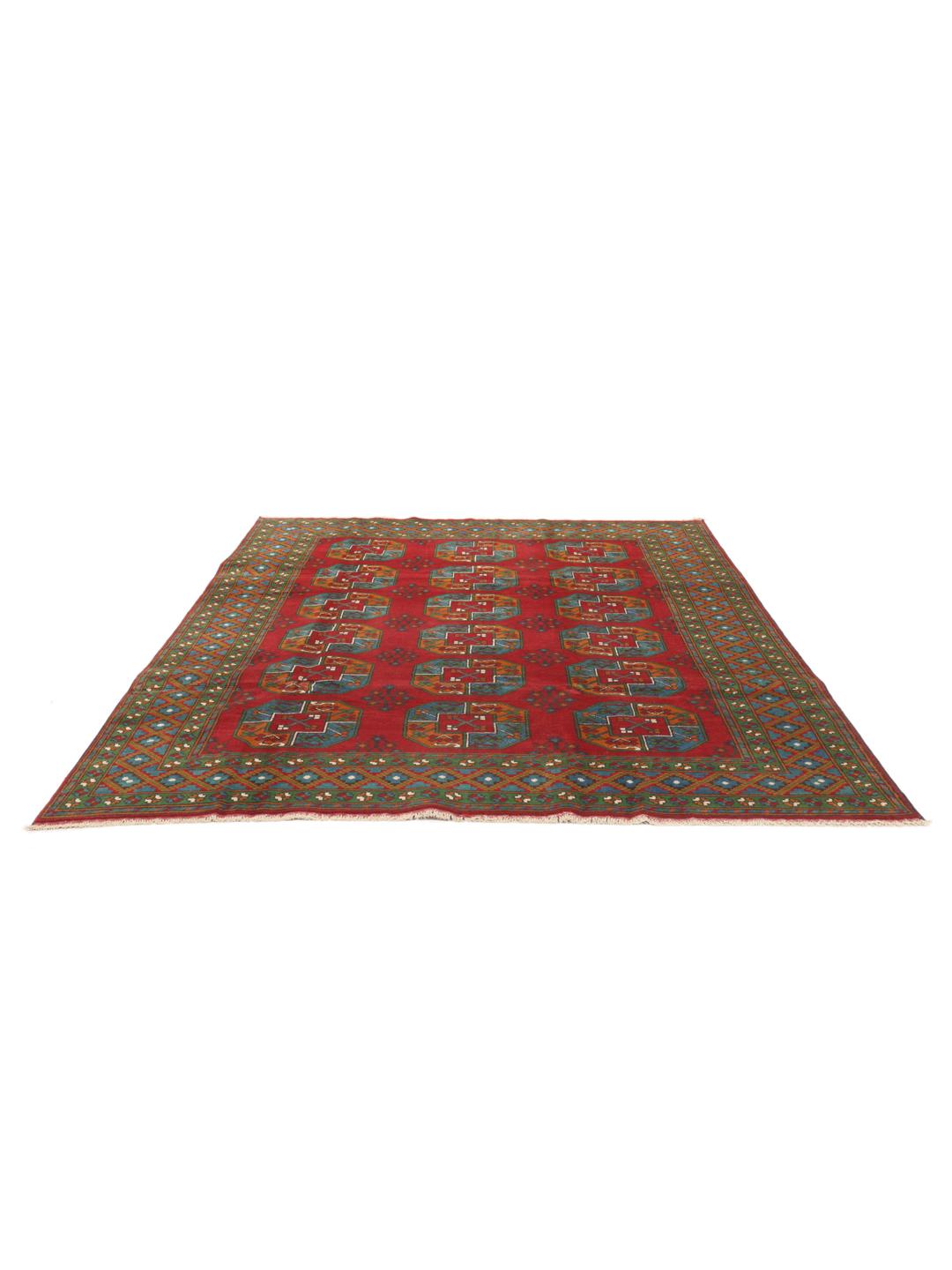 Tapis Afghan Akhche noué à la main avec un champ rouge et des motifs géométriques