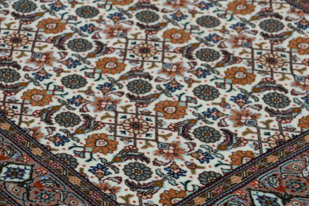 Håndknyttet Tabriz løber med indviklede blomstermønstre i beige og rød
