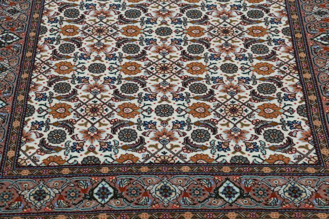 Håndknyttet Tabriz løber med indviklede blomstermønstre i beige og rød