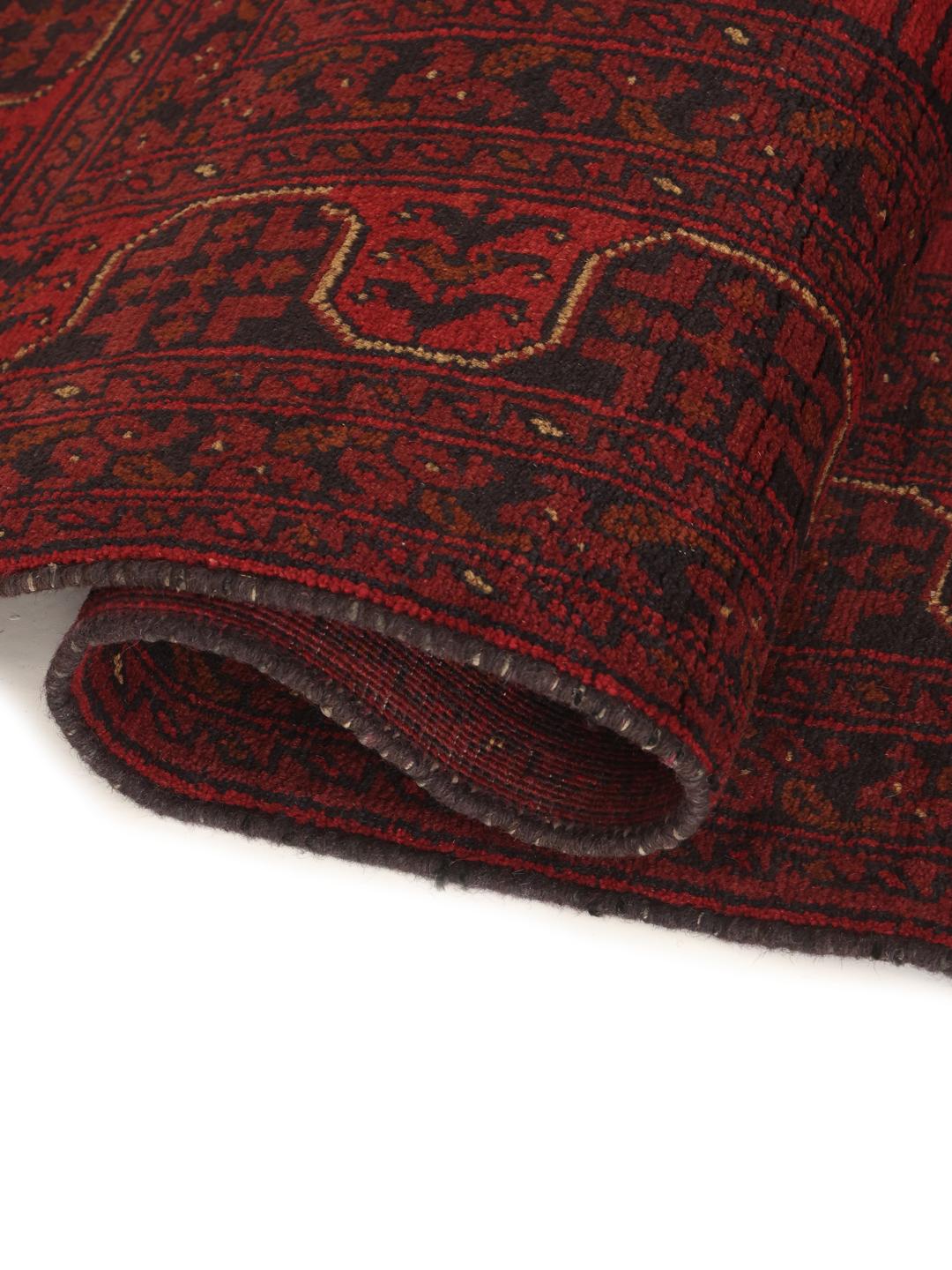 Tapis Afghan Khal Mohammadi noué à la main en rouge foncé avec des motifs géométriques