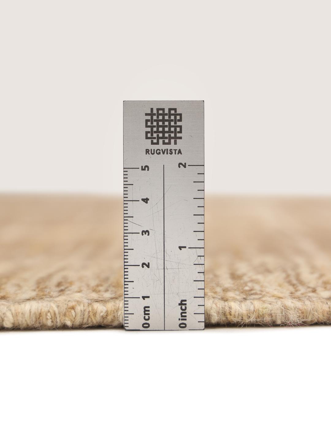 Håndknyttet Gabbeh-tæppe fra Mellemøsten i beige nuancer.