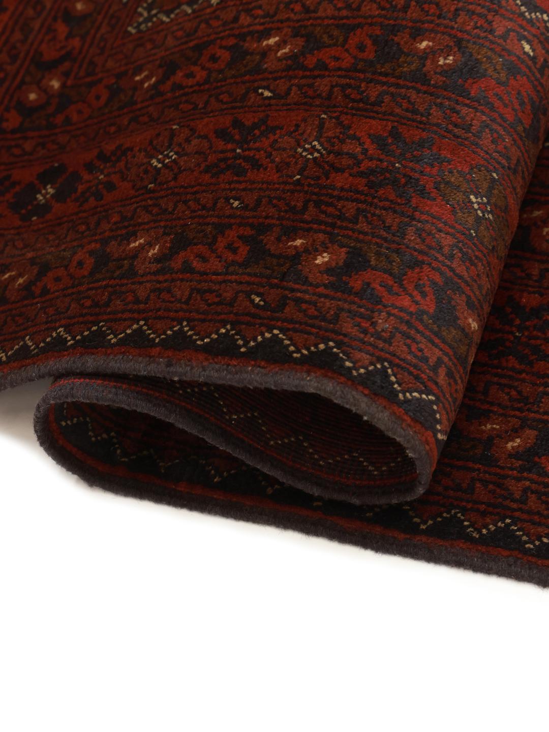 Tapis Afghan Khal Mohammadi noué à la main dans des tons rouge profond