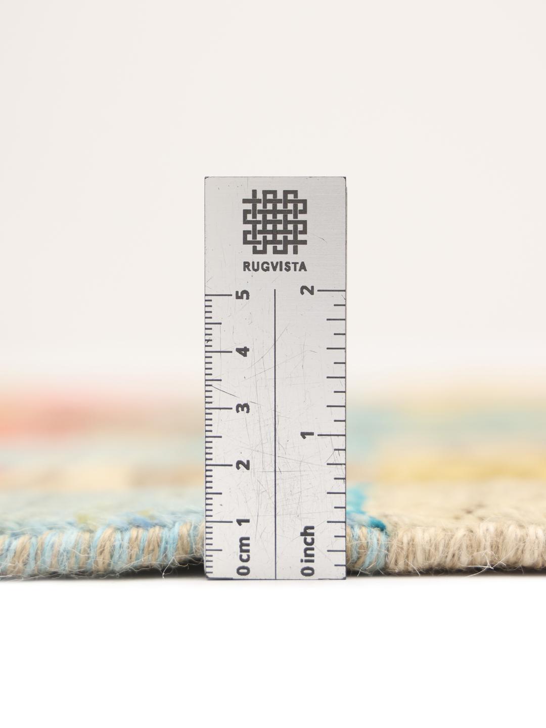 Handgeknoopte Afghaanse loper met een levendig veelkleurig geometrisch patroon