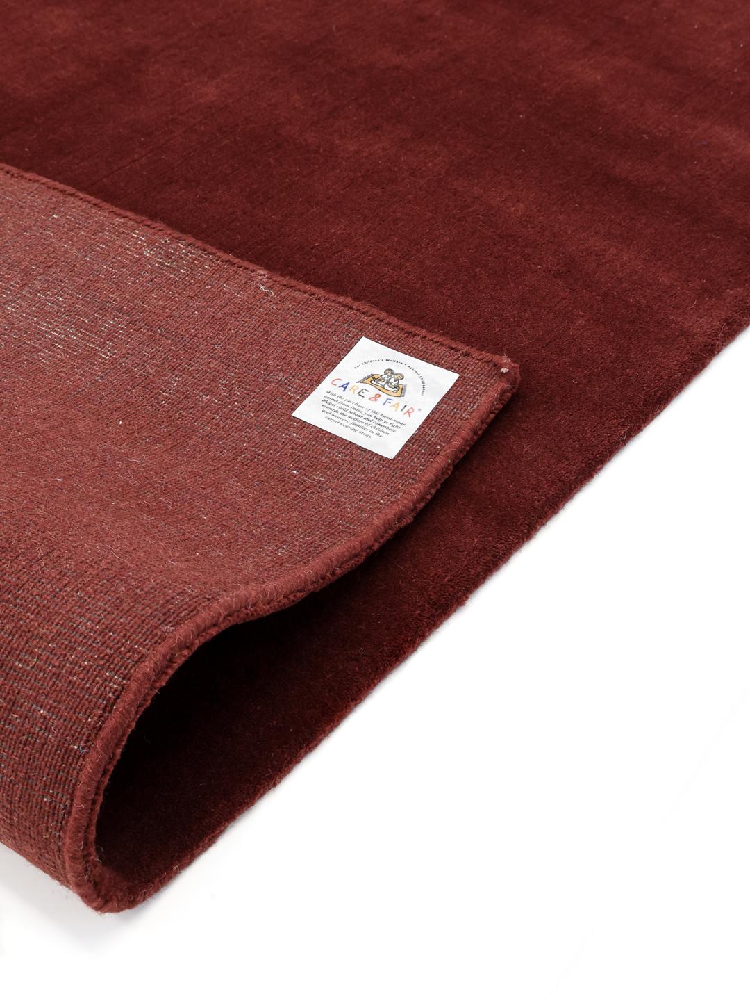 Rugvista premium - Handloom Velvet - Dark Red 200 x 300 cm Wool Rug ...