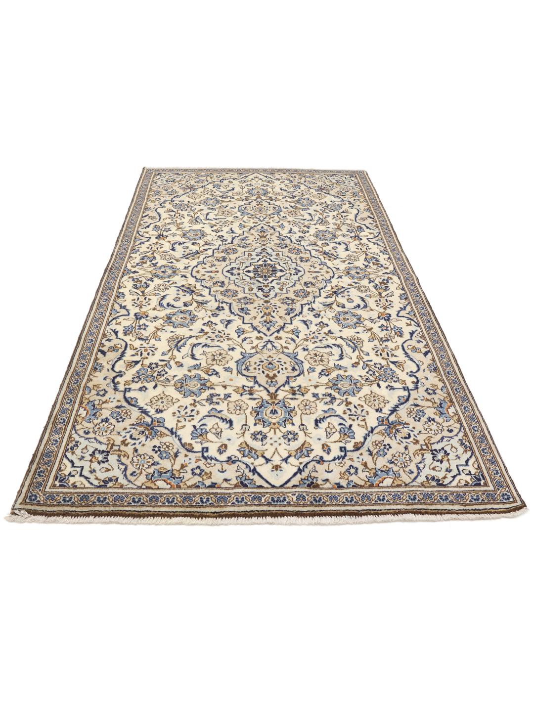 Handgeknoopt Keshan-tapijt met een bloemenmedaillon in beige en blauw uit het Midden-Oosten