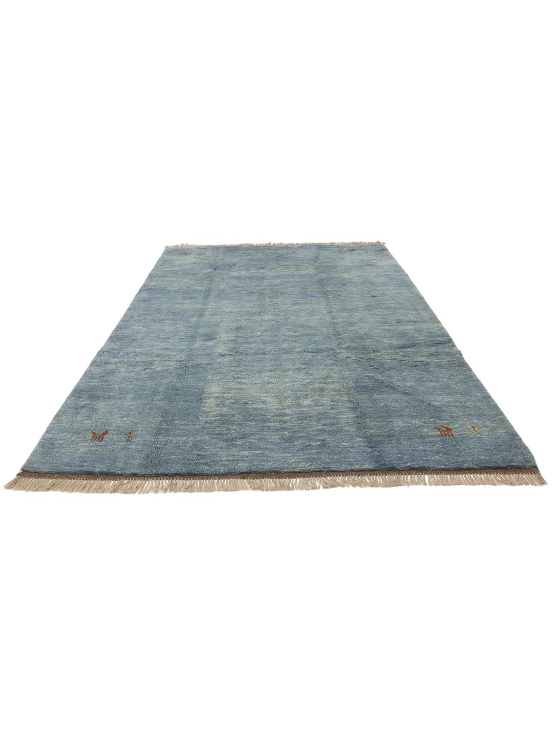 Handgeknoopt Gabbeh Fine tapijt uit het Midden-Oosten in een rustgevende blauwe tint