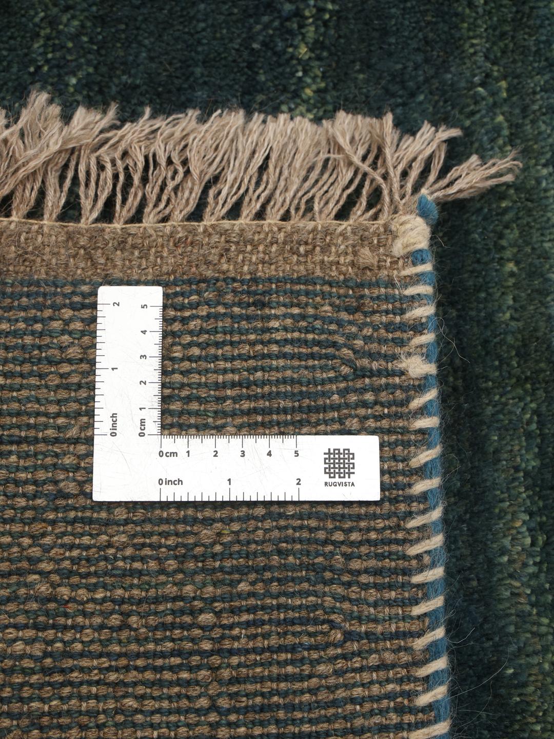 Tapis Gabbeh noué à la main venant du Moyen-Orient en vert profond