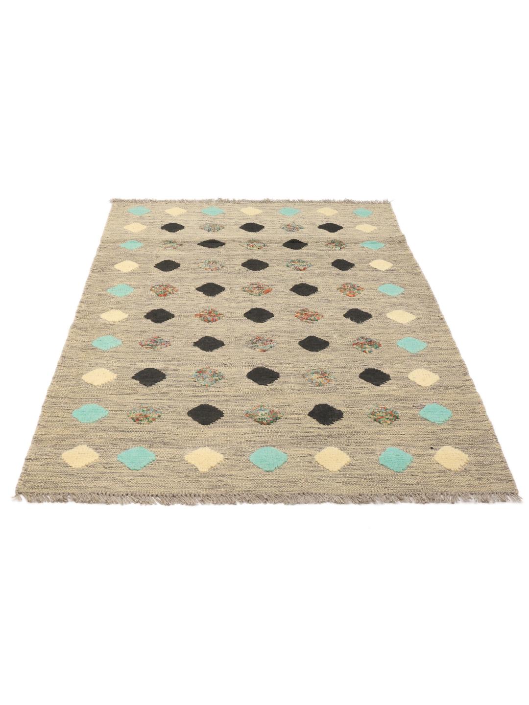 Håndvævet afghansk Kilim tæppe med en beige flade og farverige geometriske motiver