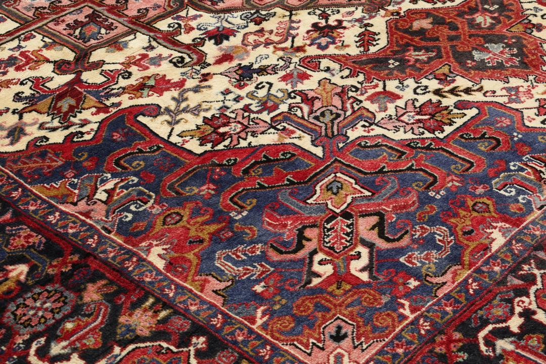 Handgeknoopt Bakhtiar-tapijt uit het Midden-Oosten in blauw en rood