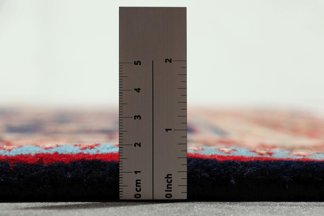 Handgeknoopt Mahal-tapijt uit het Midden-Oosten in donkerblauw en rood