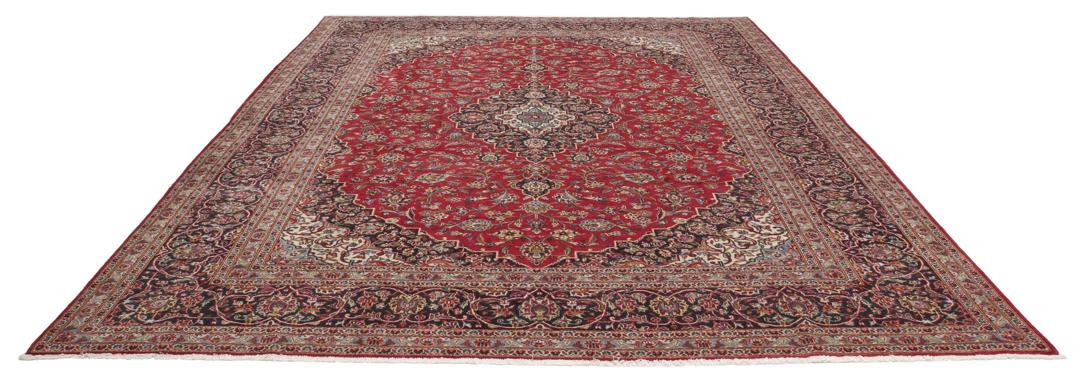 Hand-knotted Keshan rug from the Middle East in deep red tones