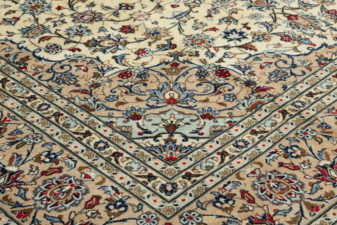 Hand-knotted Keshan rug from the Middle East in beige and blue tones