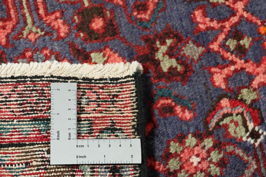 Håndknyttet Hosseinabad løber med blåt felt og traditionelle motiver