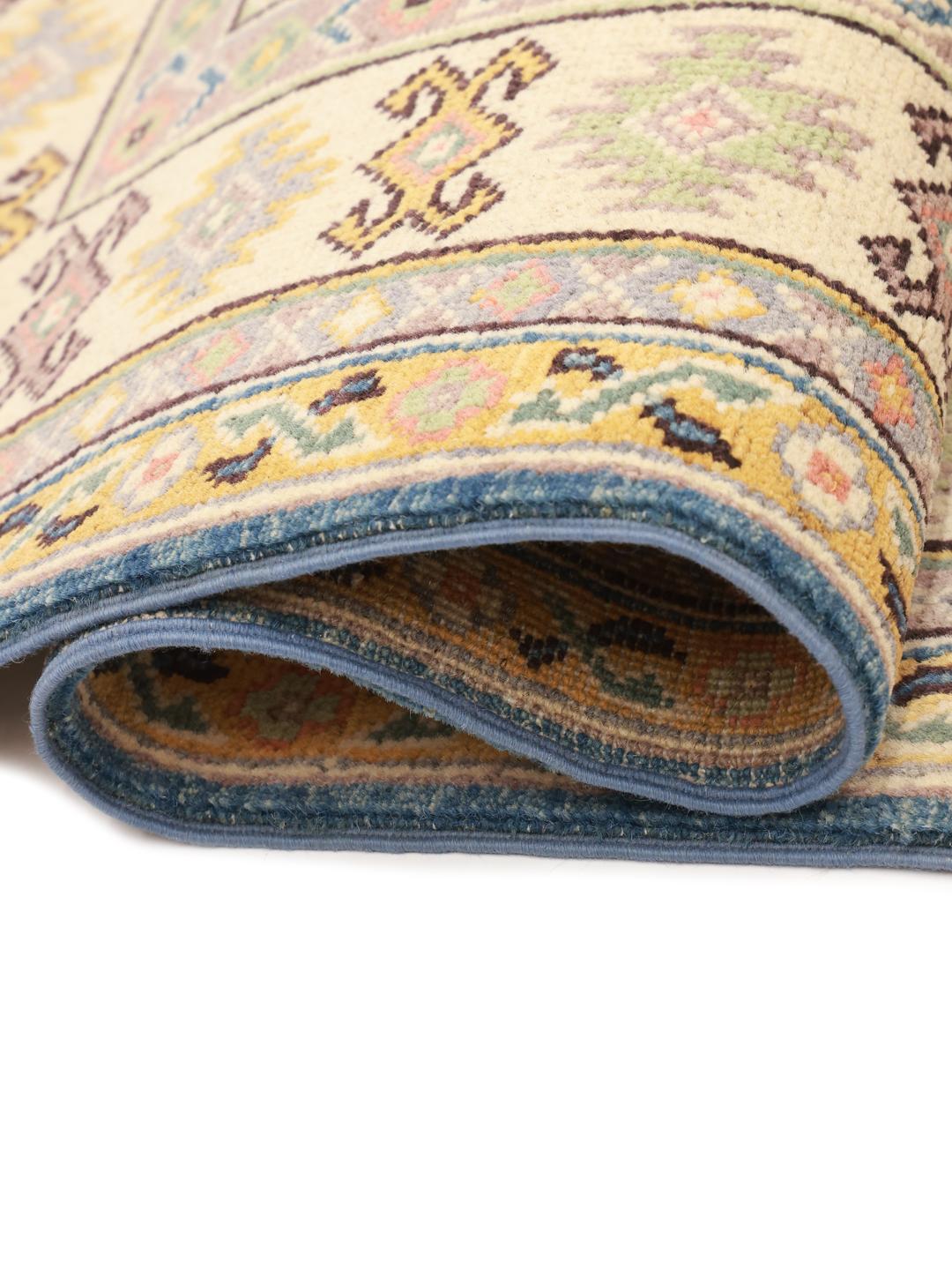 Handgeknoopt Kazak-tapijt uit Afghanistan met blauwe en beige geometrische patronen