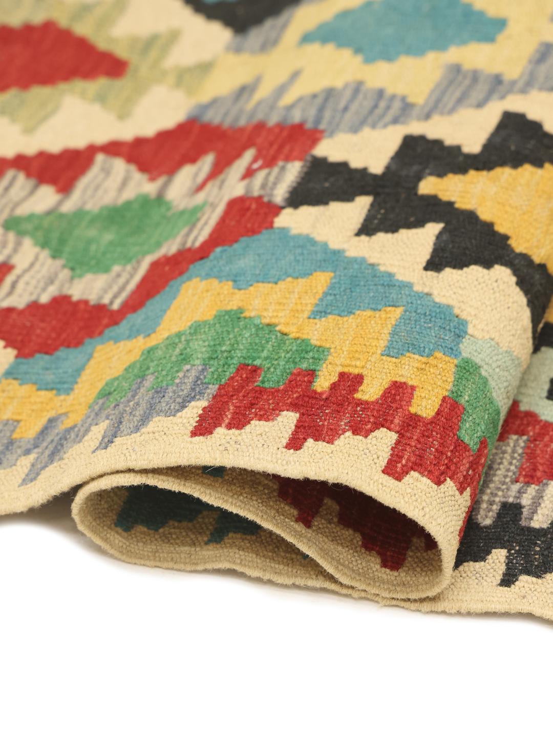 Handgeweven Afghan Kelim vloerkleed met een kleurrijk geometrisch ruitpatroon