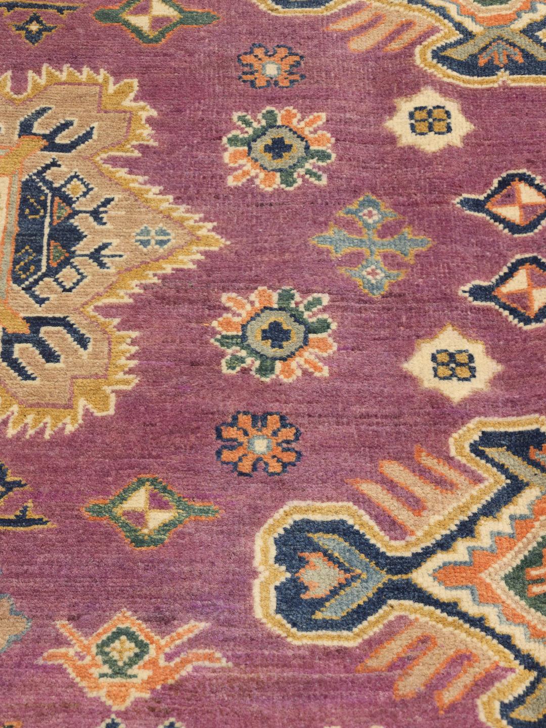 Handgemaakt Kazak-tapijt uit Afghanistan in paarse en meerkleurige tinten