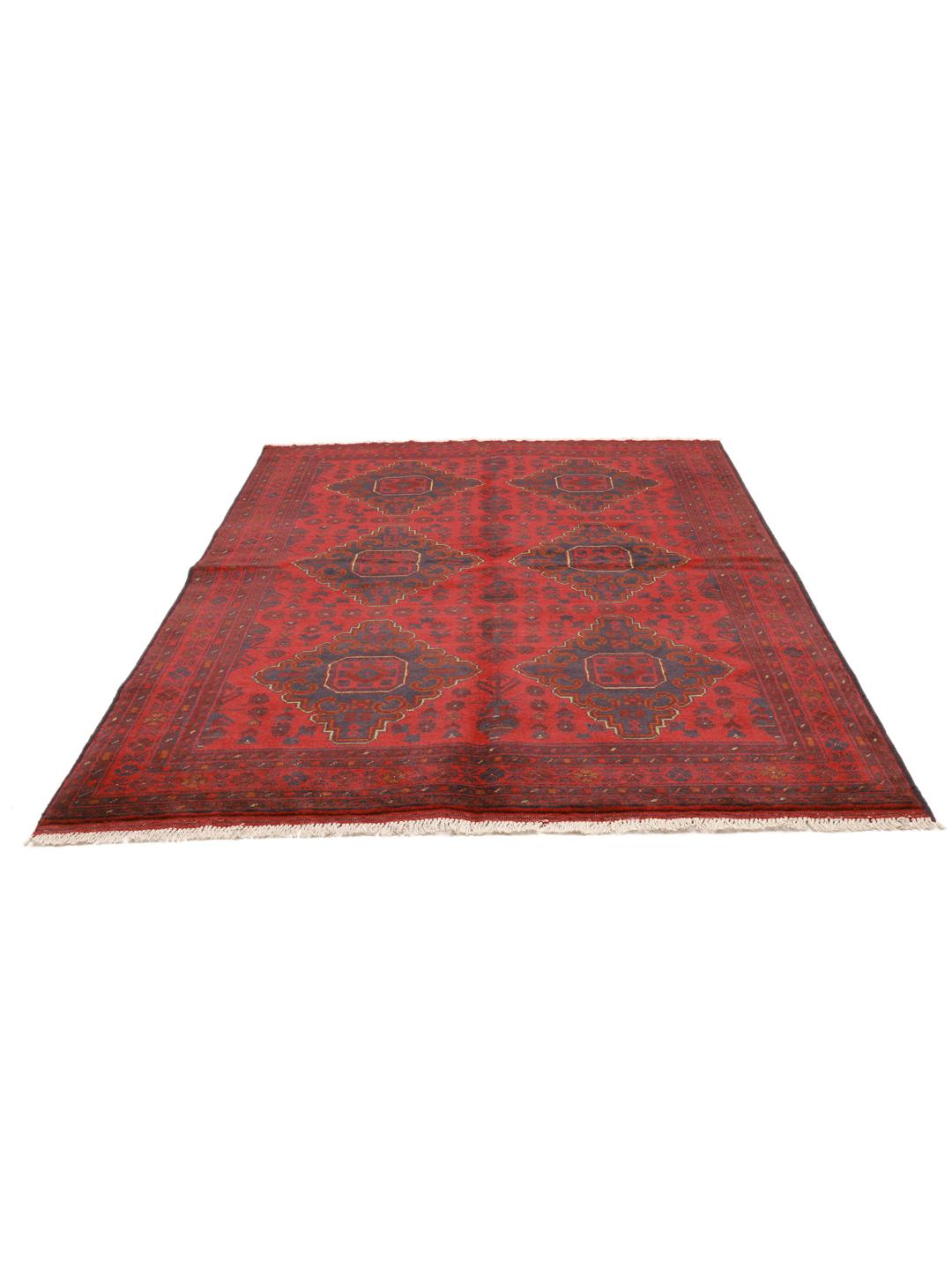 Tapis afghan Khal Mohammadi noué à la main dans des tons rouge profond avec des motifs géométriques en médaillon