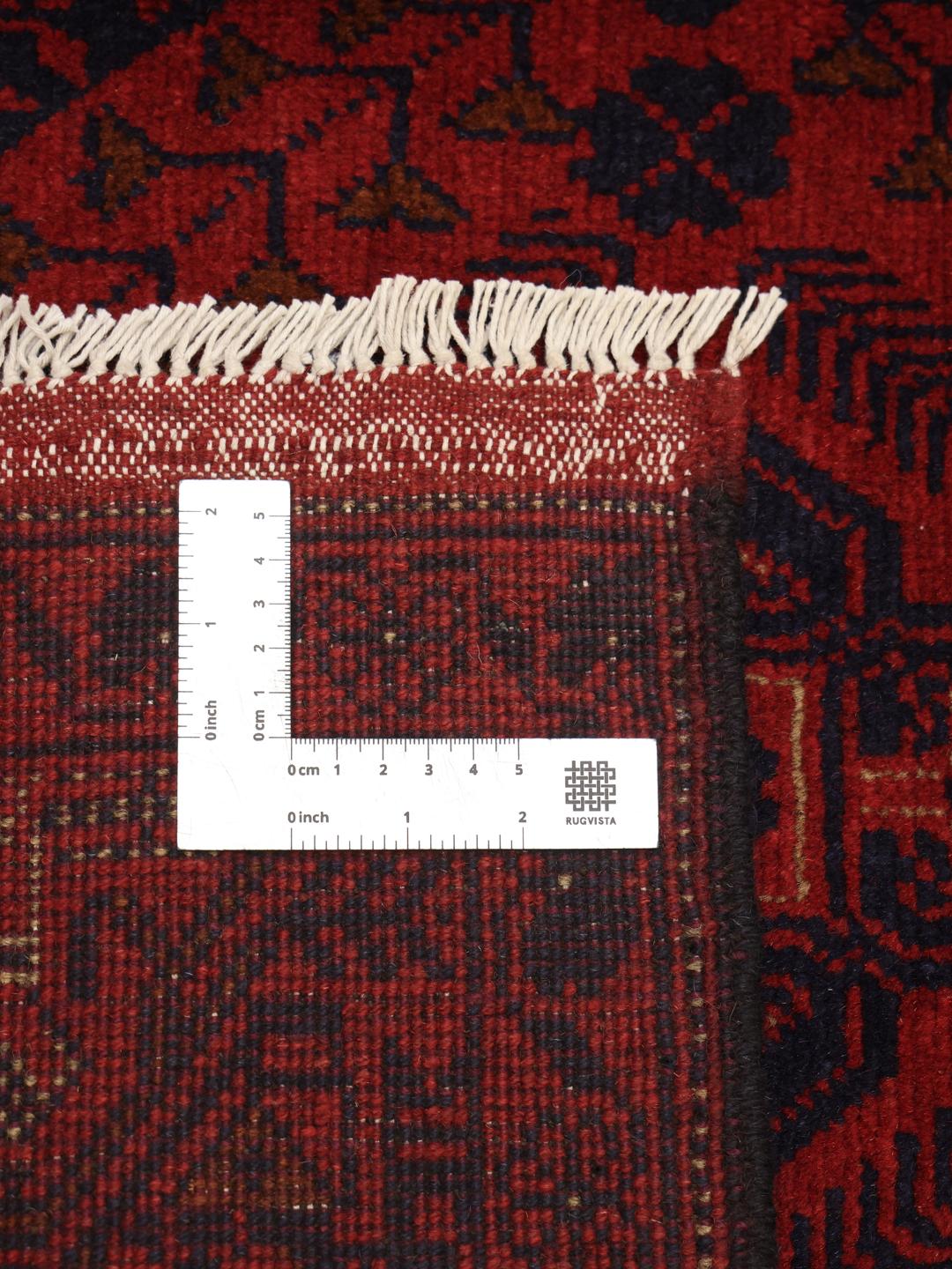 Tapis Afghan Khal Mohammadi noué à la main en rouge foncé avec des motifs tribaux