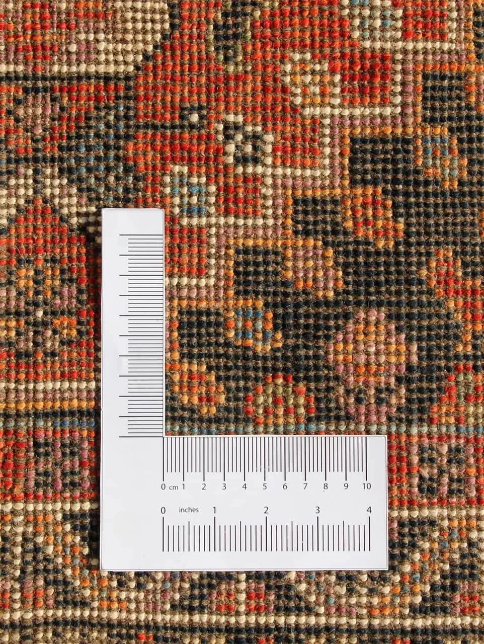 Covor Kazak înnodat manual din Afganistan, cu un design geometric vibrant în nuanțe de roșu și negru.