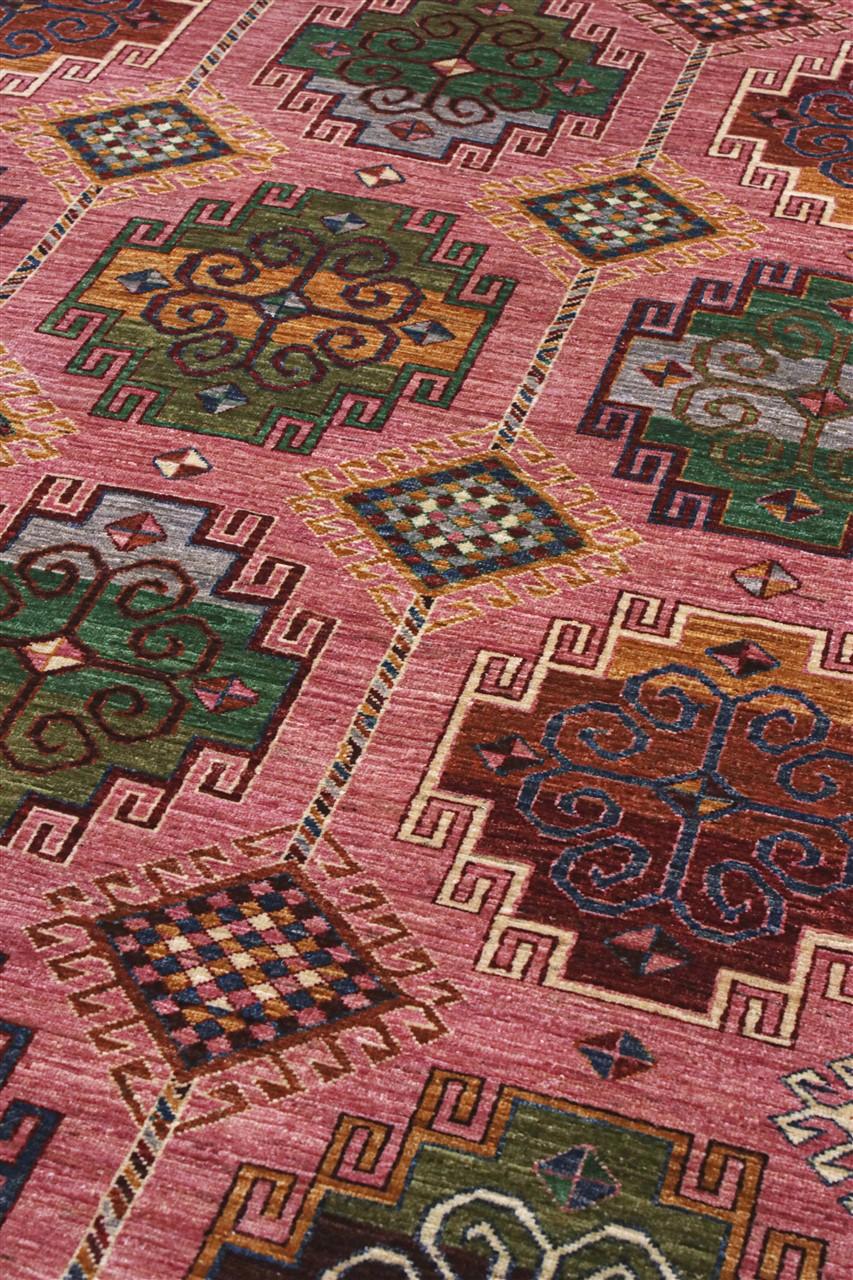 Tapis afghan noué à la main rose avec des motifs géométriques